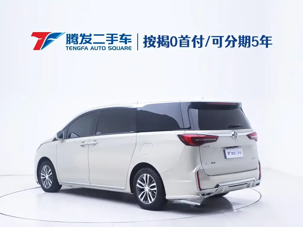 Buick GL8 2023 из CN, фото 3