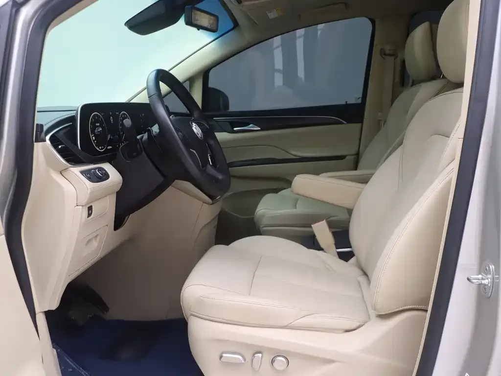 Buick GL8 2023 из CN, фото 9