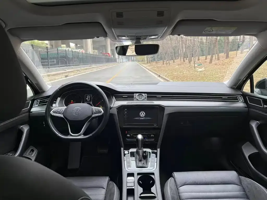 Volkswagen Magotan 2022 из CN, фото 2