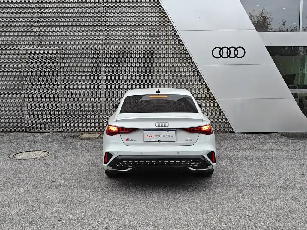 Audi A3 2025 из CN, фото 2