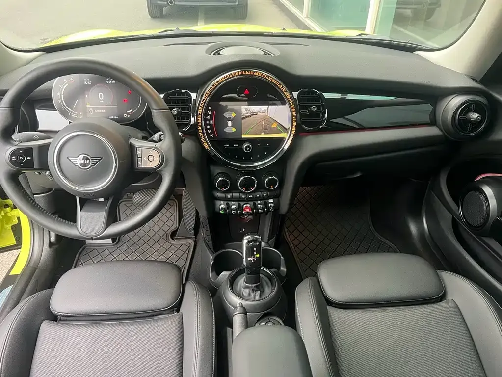 MINI Cooper (3-door) 2023 из CN, фото 7