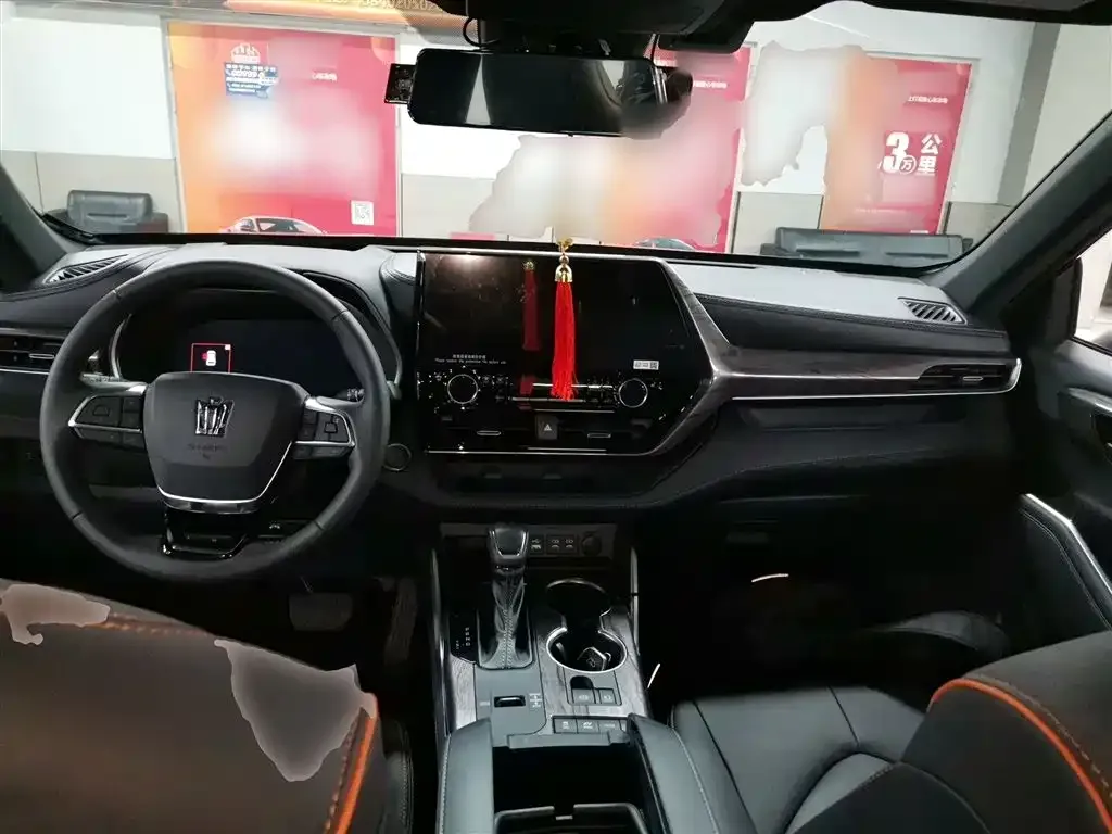 Toyota Crown Kluger 2024 из CN, фото 4