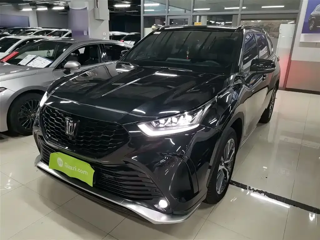 Toyota Crown Kluger 2024 из CN, фото 6