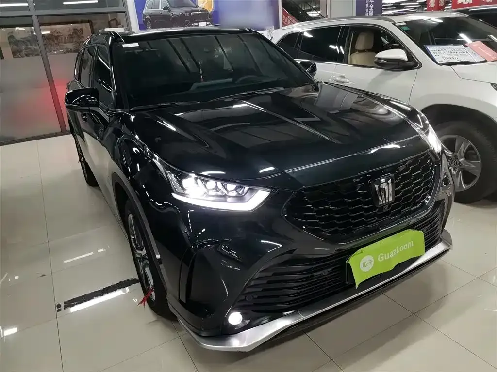 Toyota Crown Kluger 2024 из CN, фото 7