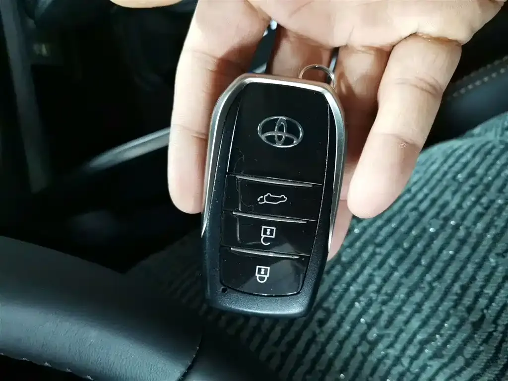Toyota Crown Kluger 2024 из CN, фото 5
