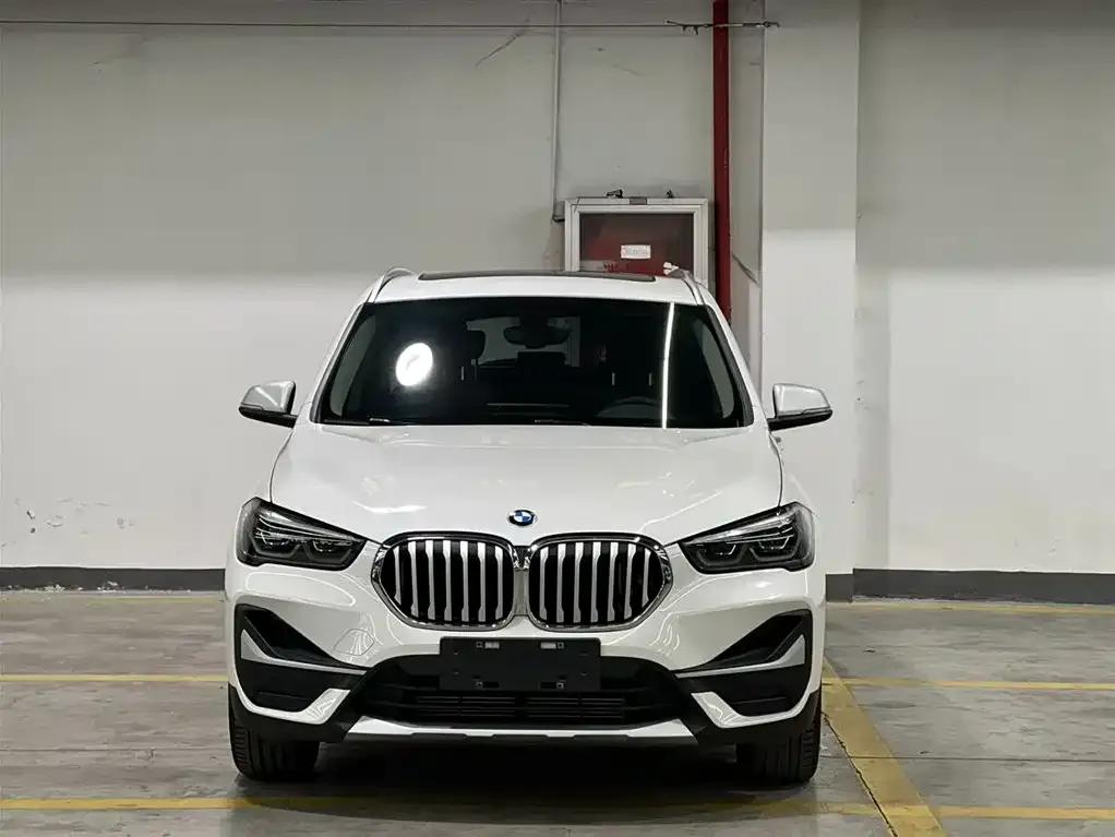 BMW X1 2022 из CN, фото 2