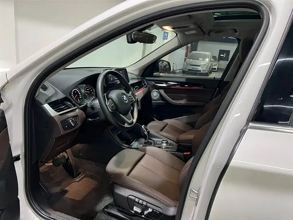 BMW X1 2022 из CN, фото 9