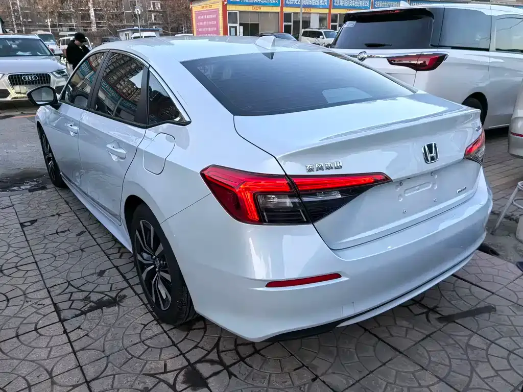 Honda Civic 2023 из CN, фото 3