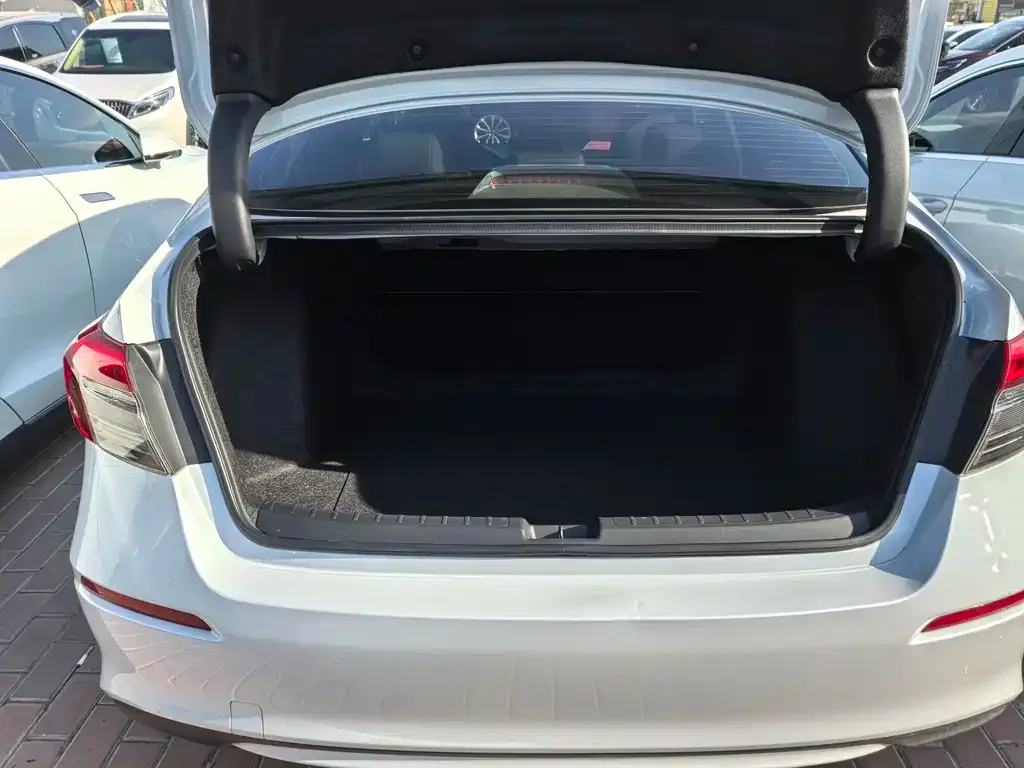 Honda Civic 2023 из CN, фото 10