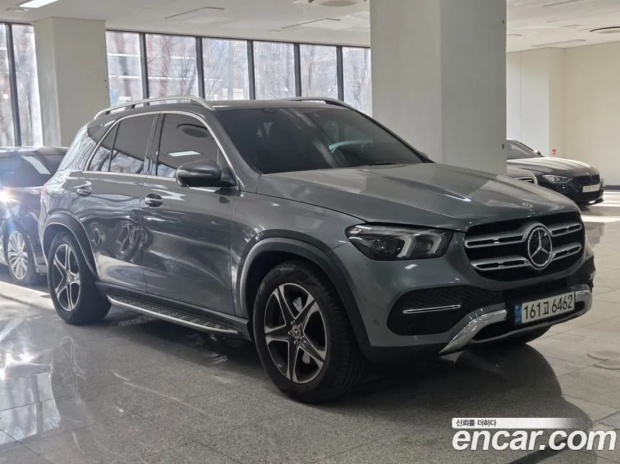 Mercedes-Benz GLE-Class — фото 6