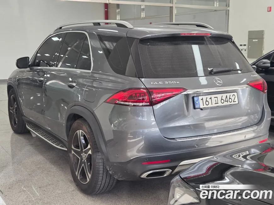 Mercedes-Benz GLE-Class — фото 7