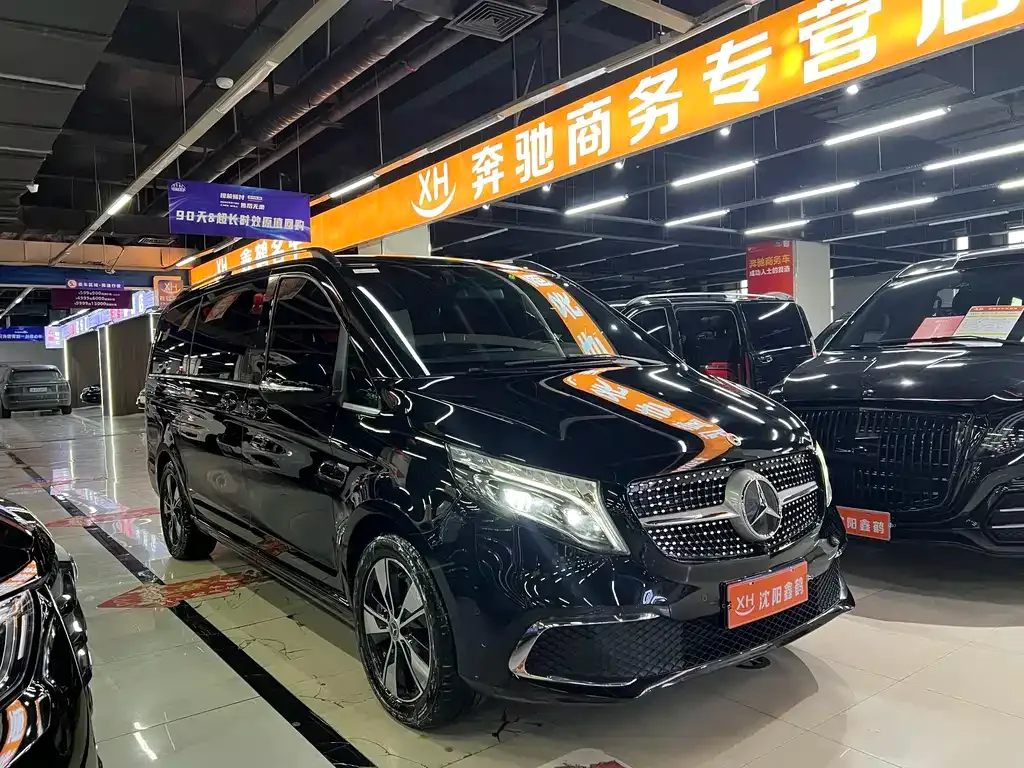 Mercedes-Benz V-Class 2022 из CN, фото 1