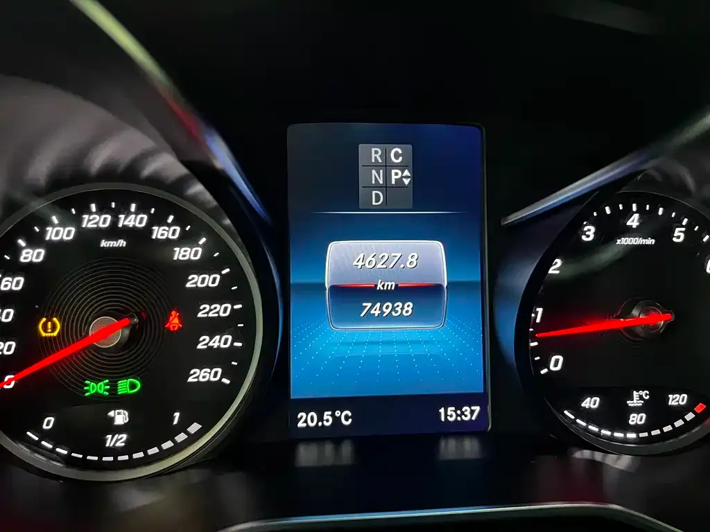Mercedes-Benz V-Class 2022 из CN, фото 5