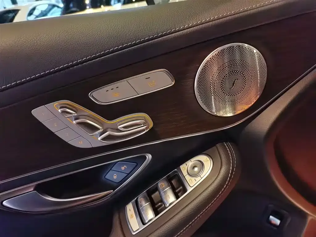 Mercedes-Benz GLC 2022 из CN, фото 2