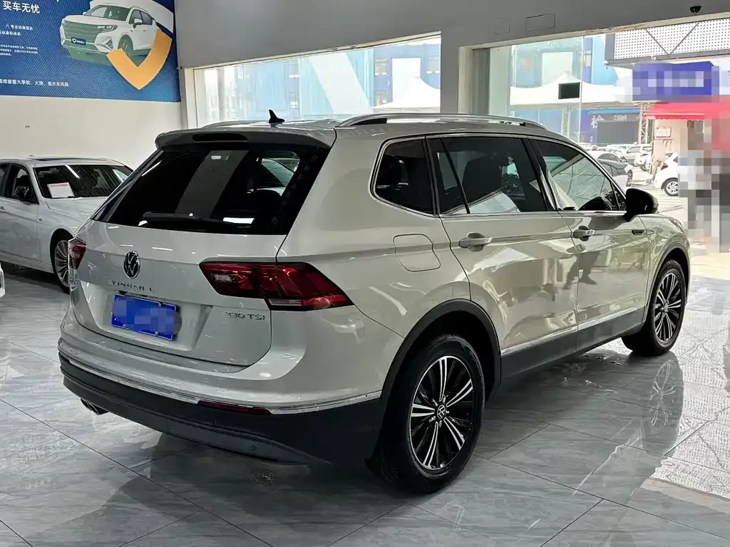 Volkswagen Tiguan L 2021 из CN, фото 9