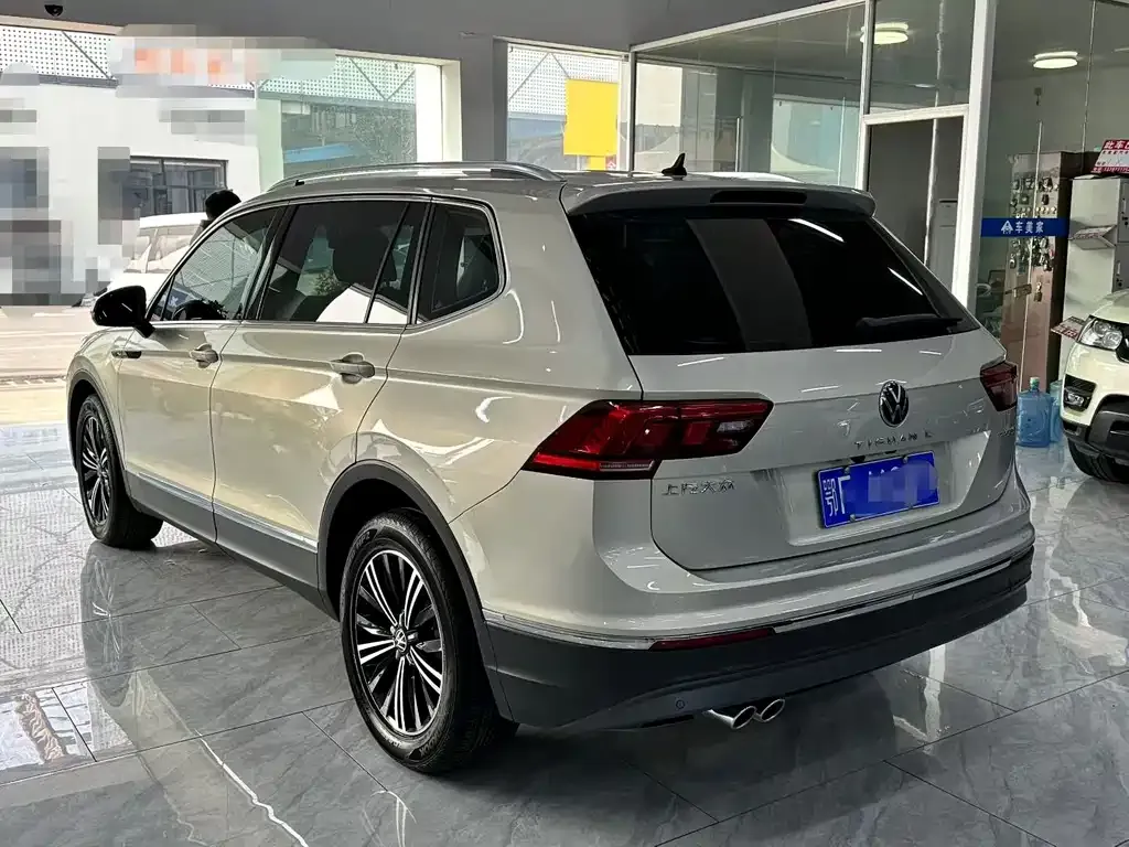 Volkswagen Tiguan L 2021 из CN, фото 8