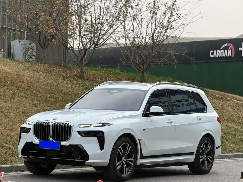 BMW X7 2023 из CN, фото 1