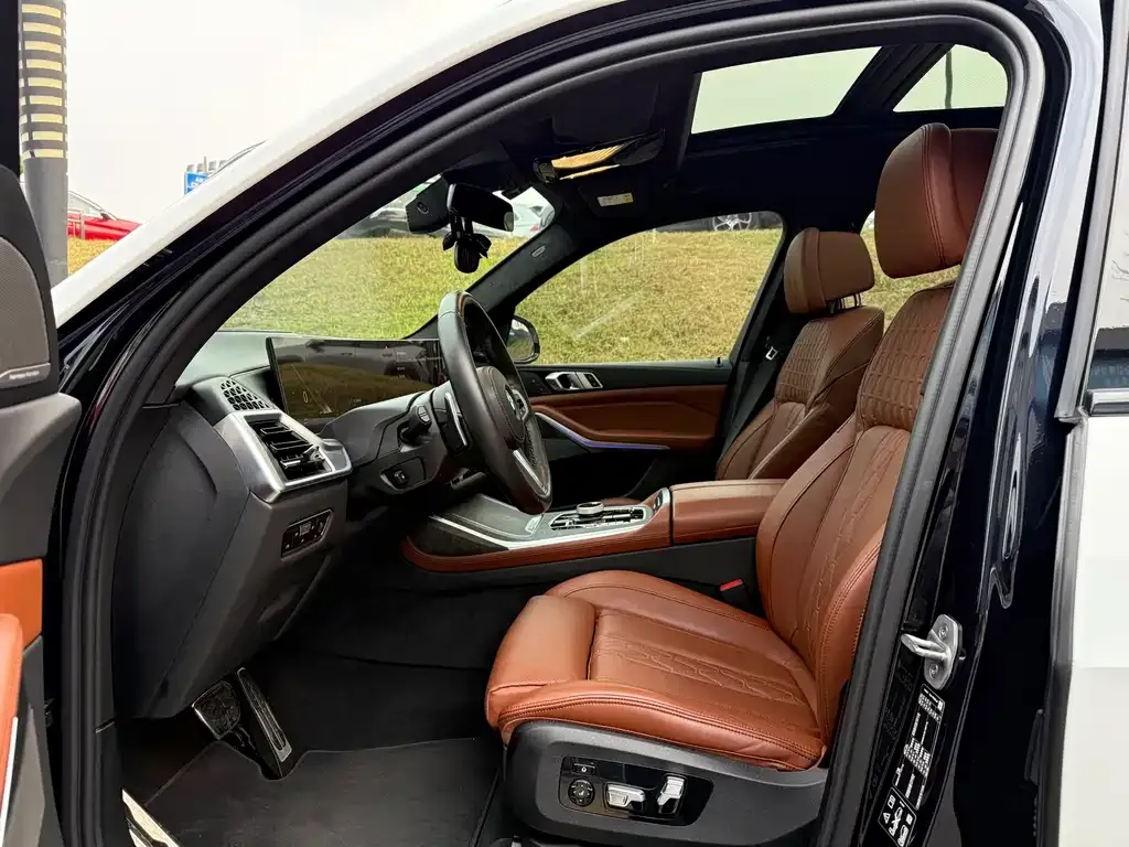 BMW X7 2023 из CN, фото 8