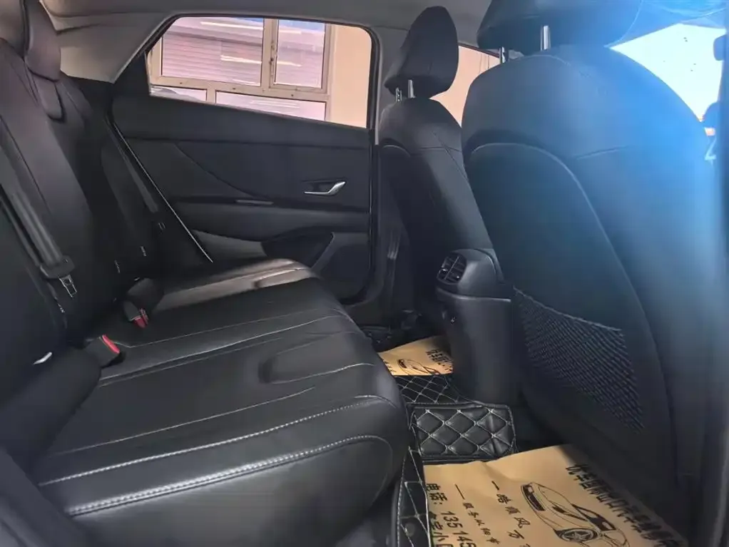 Hyundai Elantra 2022 из CN, фото 3