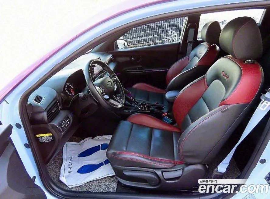 Hyundai Veloster 2021 из KR, фото 4