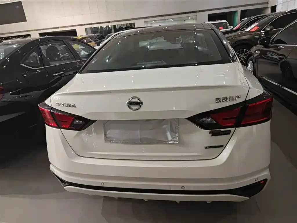 Nissan Teana 2022 из CN, фото 8