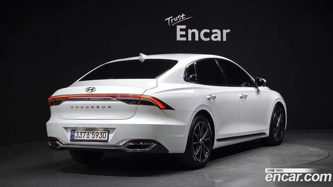 Hyundai Grandeur 2022 из KR, фото 2