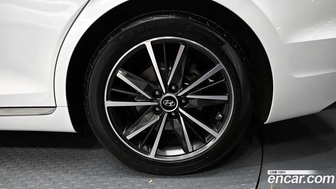Hyundai Grandeur 2022 из KR, фото 5