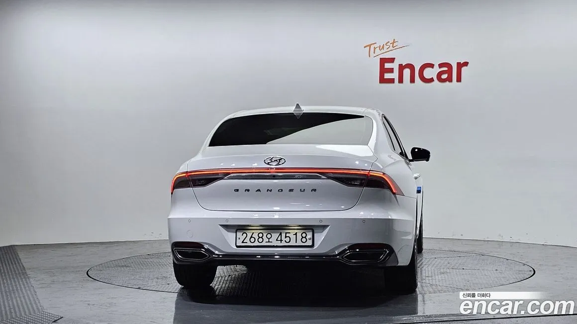 Hyundai Grandeur 2022 из KR, фото 2