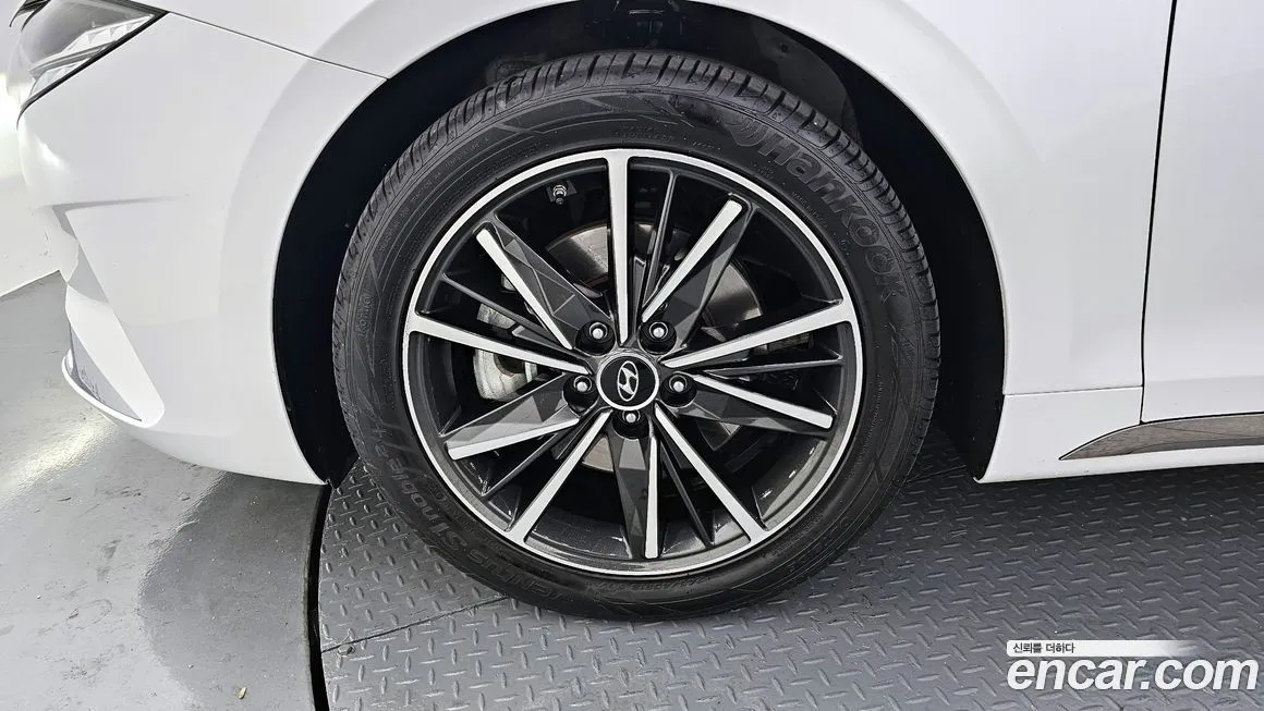 Hyundai Grandeur 2022 из KR, фото 8