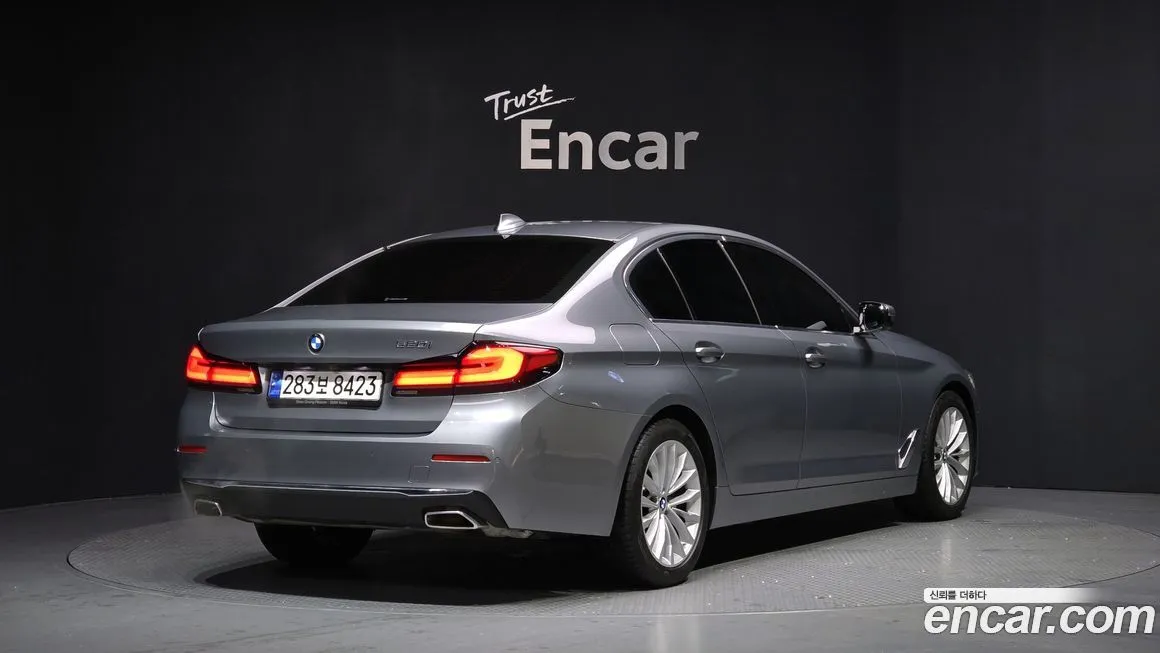 BMW 5-Series 2023 из KR, фото 4