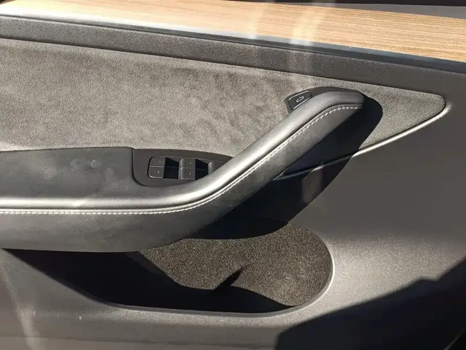Tesla Model Y 2021 из CN, фото 3