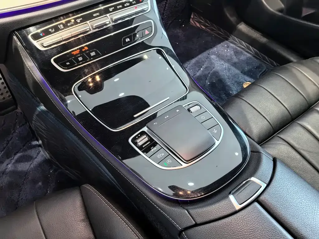 Mercedes-Benz E-Class (Import) 2023 из CN, фото 7
