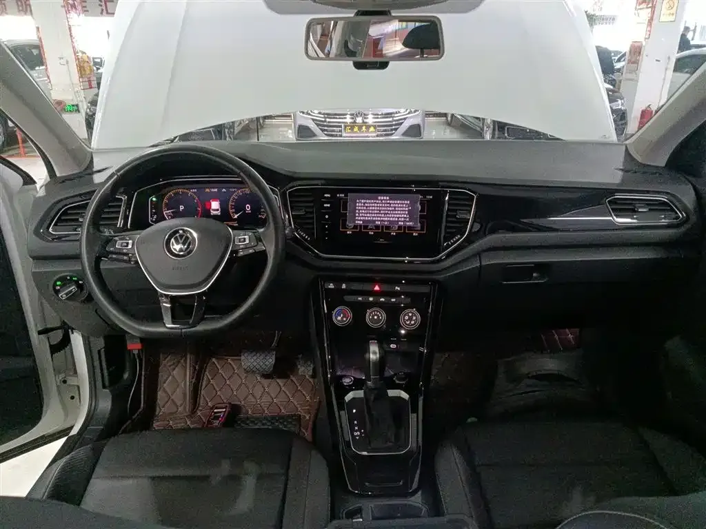 Volkswagen T-Roc 2022 из CN, фото 10