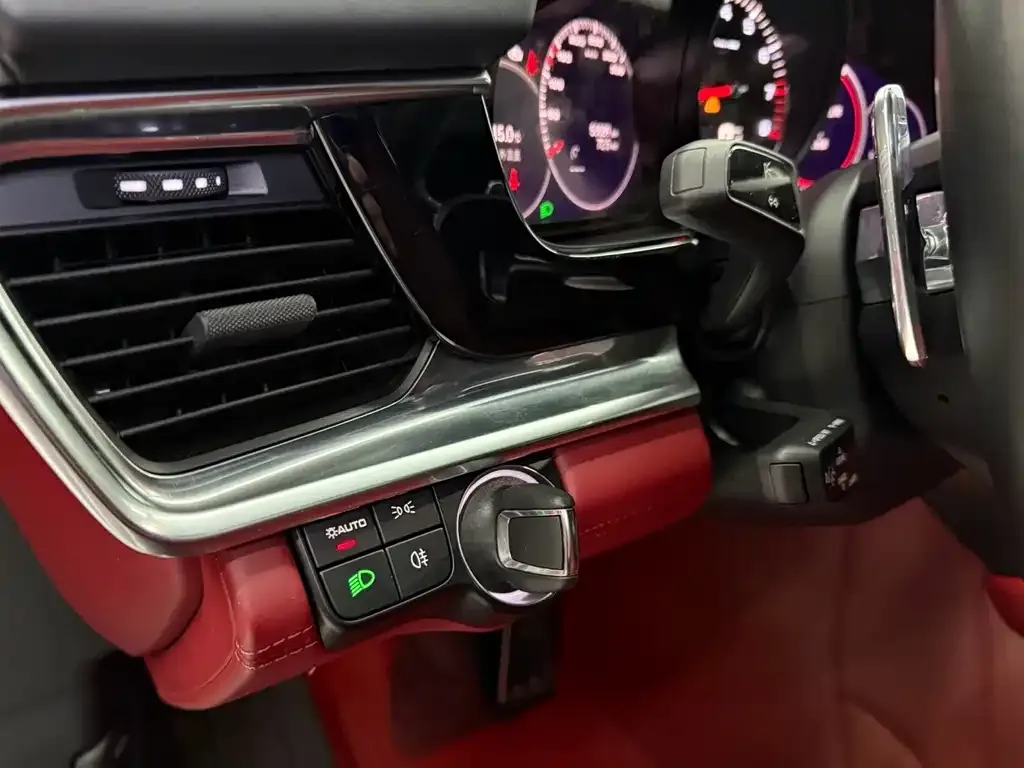 Porsche Panamera 2022 из CN, фото 10