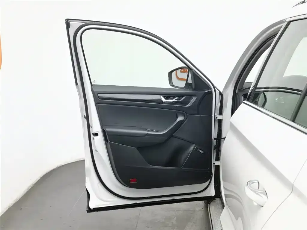 Skoda Kodiaq 2021 из CN, фото 6