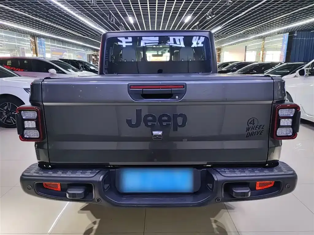 Jeep Gladiator 2023 из CN, фото 4