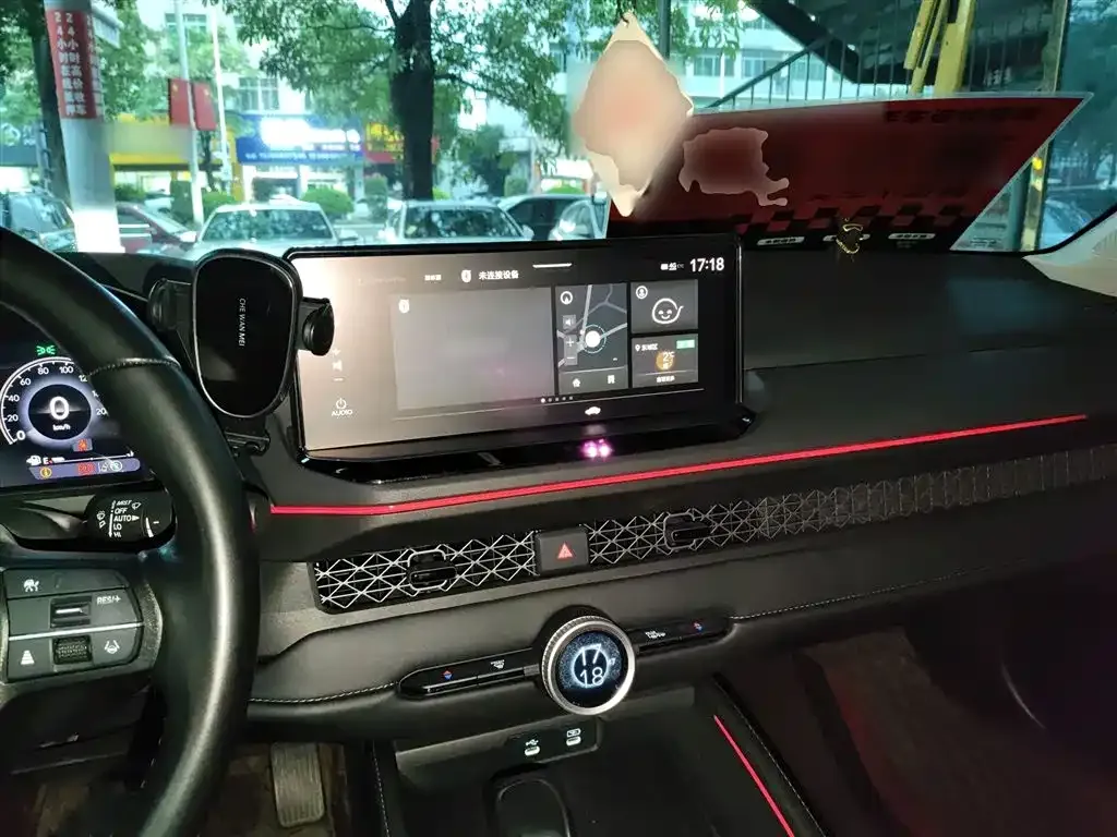 Honda Accord — фото 10