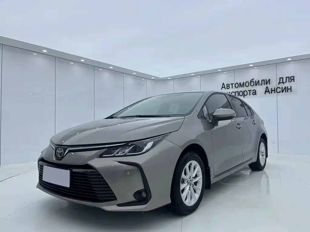 Toyota Corolla 2022 из CN, фото 1