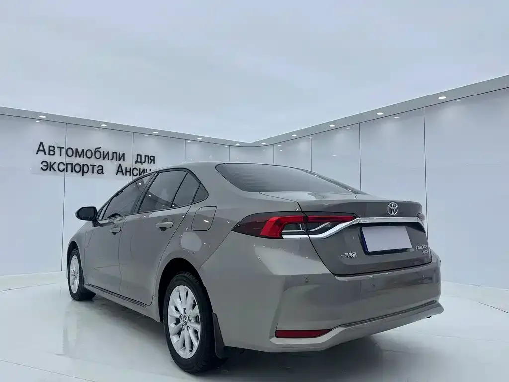 Toyota Corolla 2022 из CN, фото 2