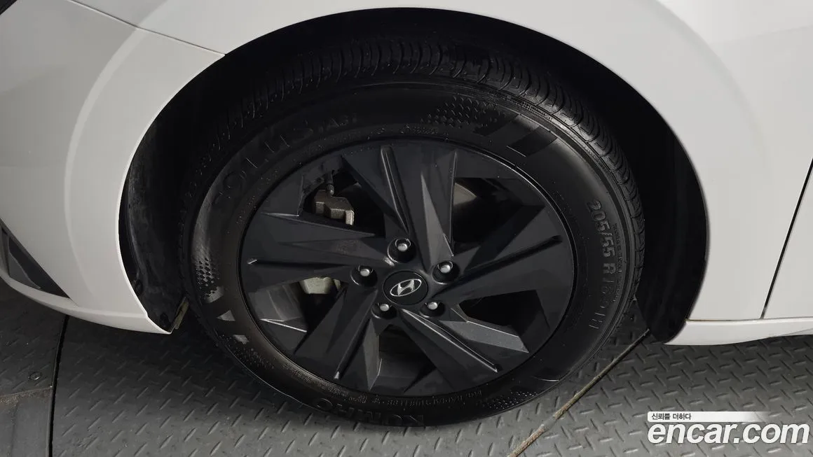 Hyundai AVANTE 2022 из KR, фото 5