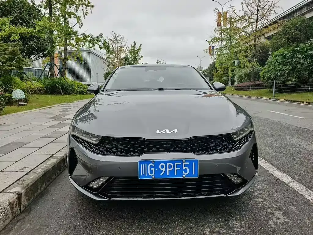 Kia K5 2023 из CN, фото 2