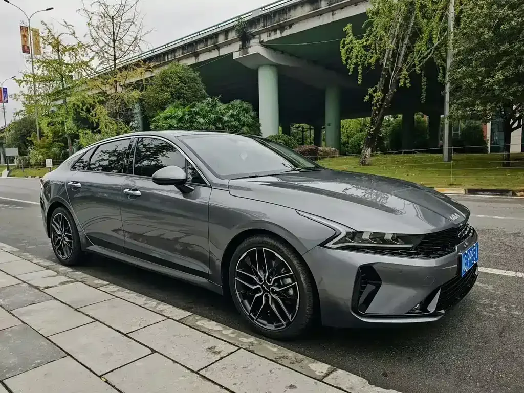 Kia K5 2023 из CN, фото 3