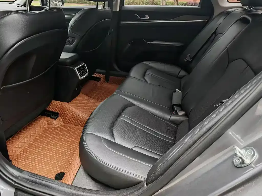 Kia K5 2023 из CN, фото 5