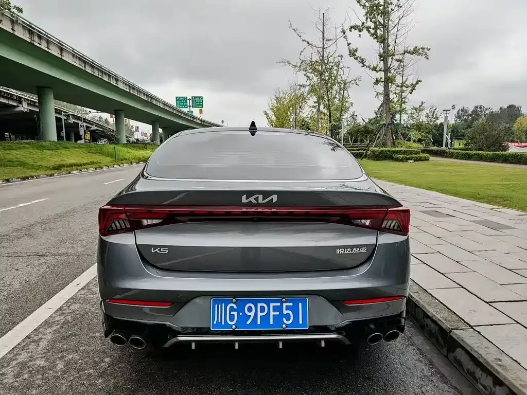 Kia K5 2023 из CN, фото 8