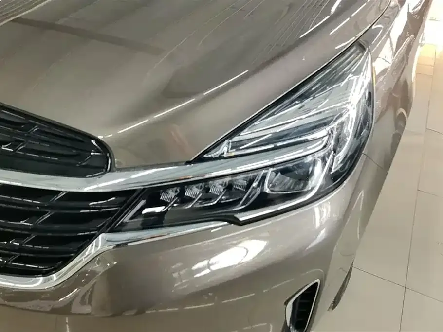 Buick GL8 2021 из CN, фото 8