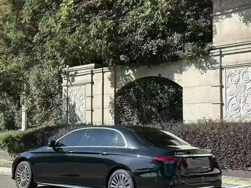 Mercedes-Benz E-Class 2022 из CN, фото 3