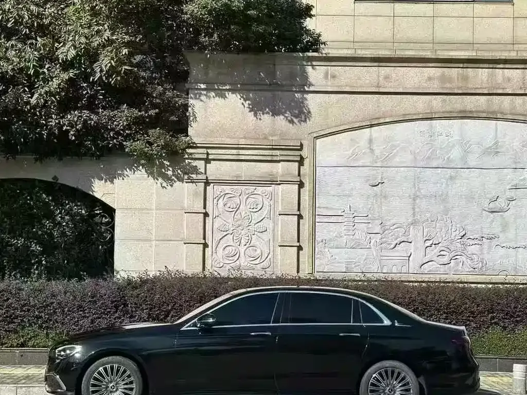 Mercedes-Benz E-Class 2022 из CN, фото 4