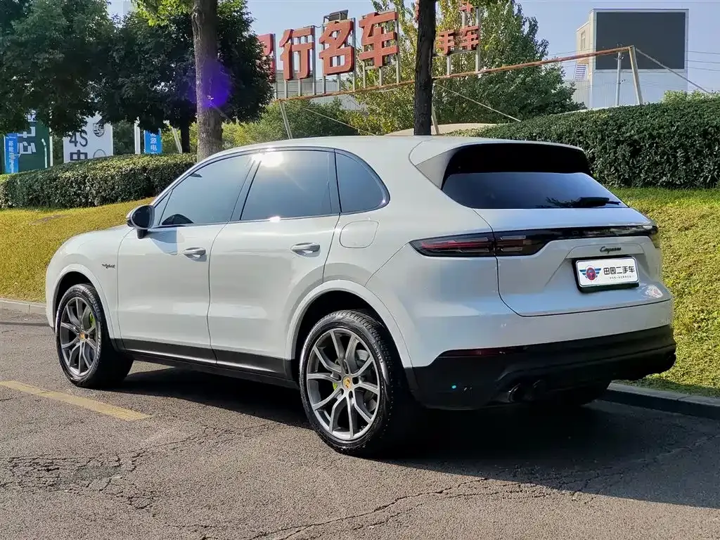 Porsche Cayenne Hybrid 2023 из CN, фото 6