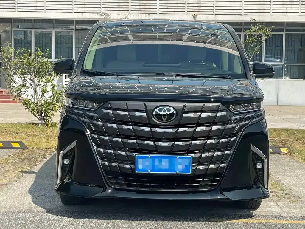 Toyota Alphard 2024 из CN, фото 3