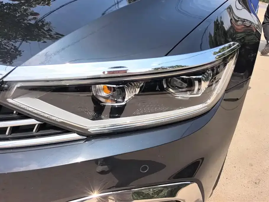 Volkswagen Magotan 2024 из CN, фото 6